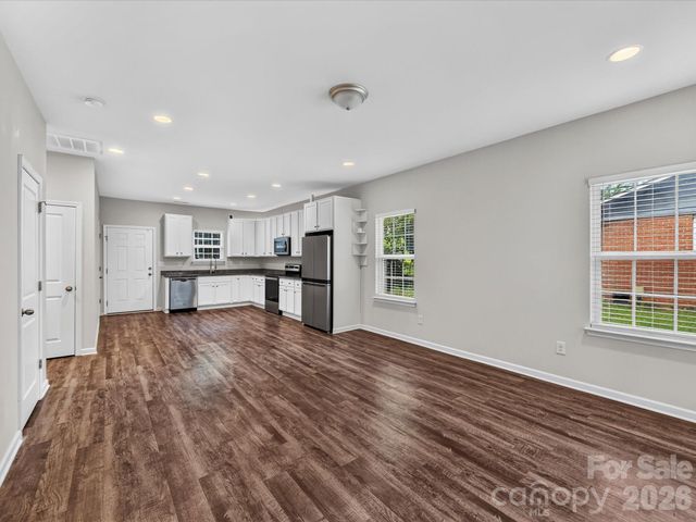 1231 Georgetown Drive, Charlotte, NC 28213