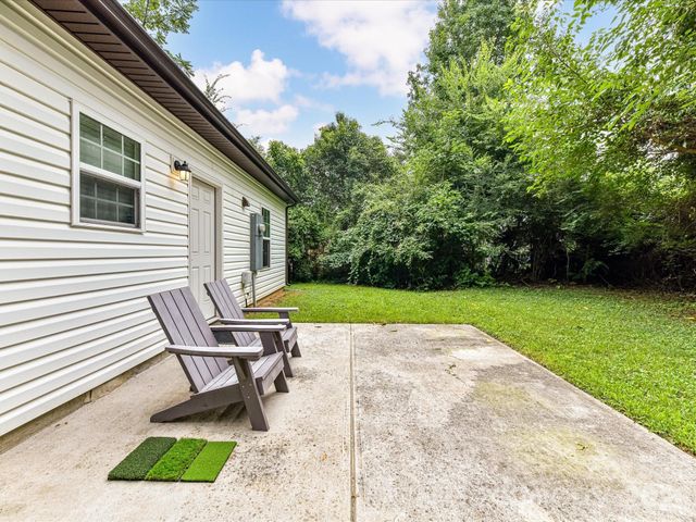 1231 Georgetown Drive, Charlotte, NC 28213