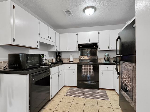 2011 Coldspring Drive H, North Charleston, SC 29406