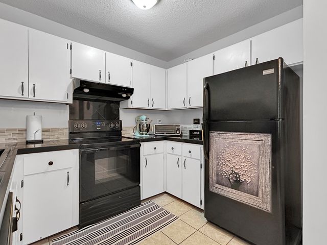 2011 Coldspring Drive H, North Charleston, SC 29406