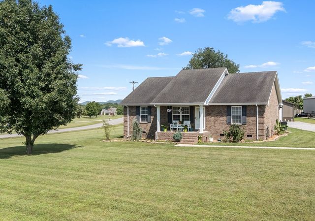 1012 Peak Dr, Castalian Springs, TN 37031