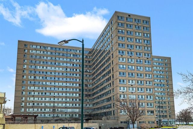 8900 E Jefferson Avenue 729, Detroit, MI 48214
