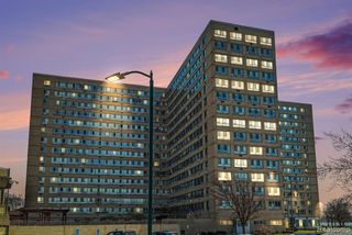 8900 E Jefferson Avenue 729, Detroit, MI 48214