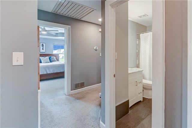632 SW Lakeview Drive, Grain Valley, MO 64029