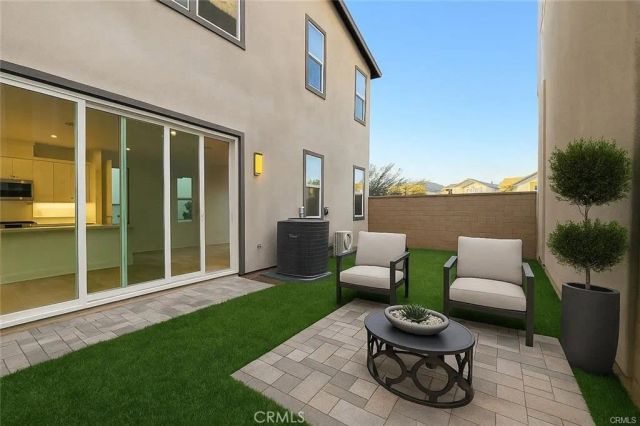 349 Proctor, Irvine, CA 92618