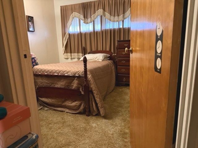 2732 Circle Drive, Markham, IL 60428