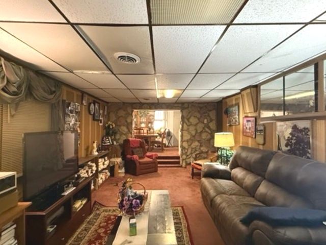 2732 Circle Drive, Markham, IL 60428