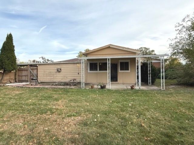 2732 Circle Drive, Markham, IL 60428