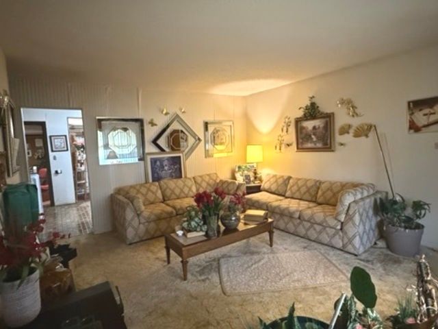 2732 Circle Drive, Markham, IL 60428