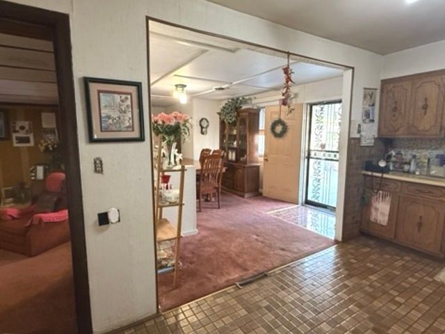 2732 Circle Drive, Markham, IL 60428