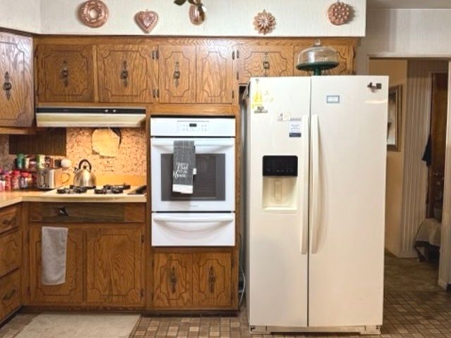 2732 Circle Drive, Markham, IL 60428