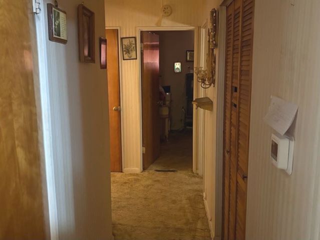 2732 Circle Drive, Markham, IL 60428