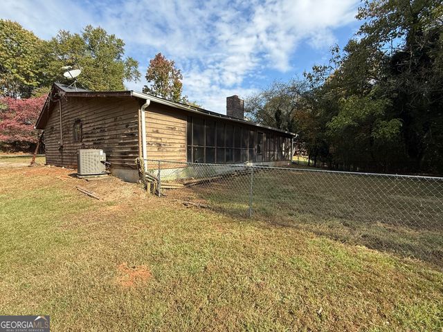 5490 Hulsey Circle, Gainesville, GA 30504