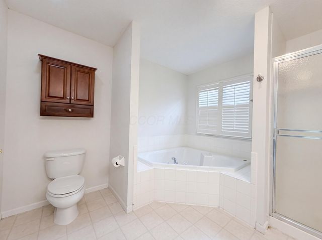 7966 Lazelle Woods Drive, Westerville, OH 43081