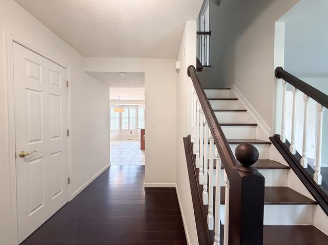7966 Lazelle Woods Drive, Westerville, OH 43081
