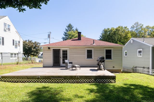 3 Twining Avenue, Waterbury, CT 06705