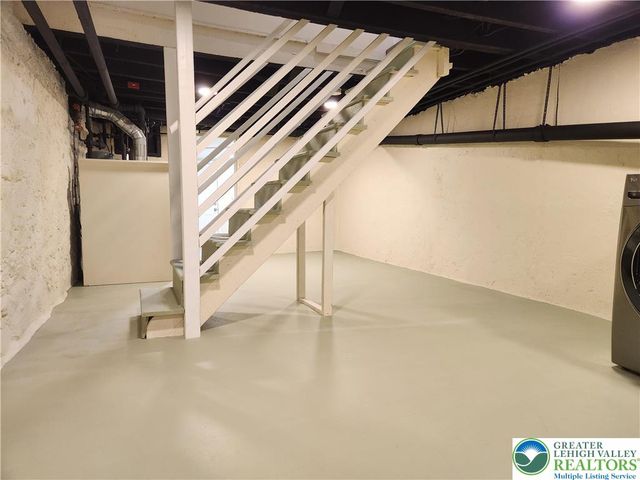 1040 Spring Garden Street, Allentown City, PA 18102