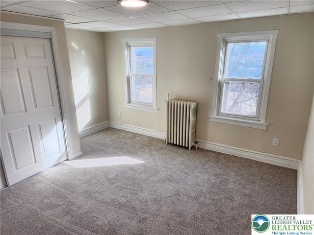 1040 Spring Garden Street, Allentown City, PA 18102