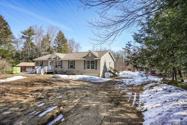 59 Harvey Lake Road, Northwood, NH 03261