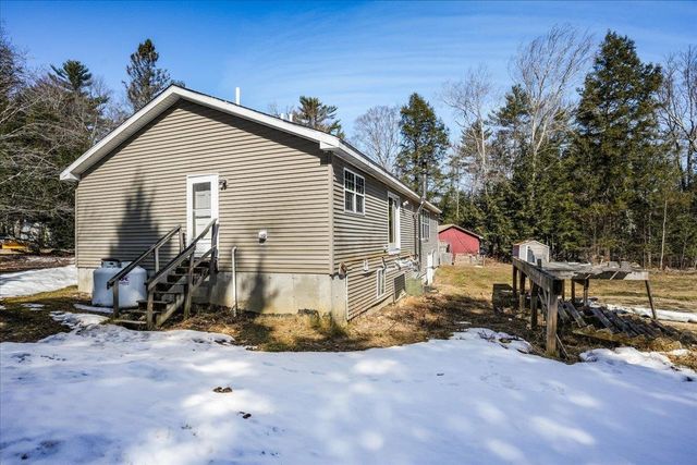 59 Harvey Lake Road, Northwood, NH 03261