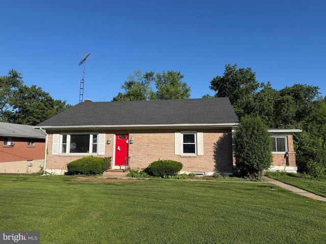5700 ALLENTOWN PI, Reading, PA 19605