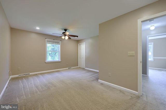 28 ELIZABETH ST, Washington Boro, PA 17582