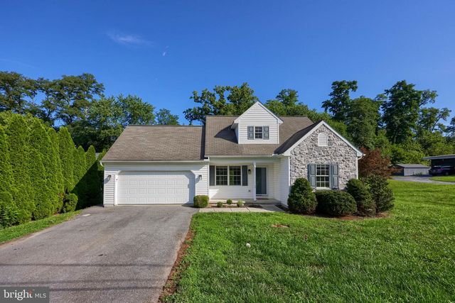 28 ELIZABETH ST, Washington Boro, PA 17582