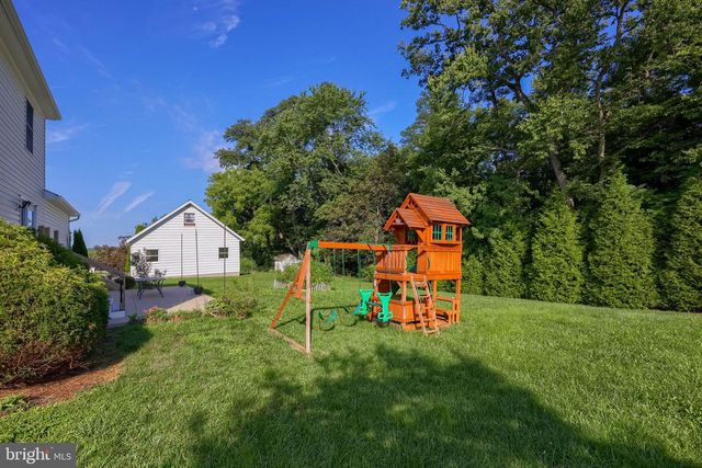 28 ELIZABETH ST, Washington Boro, PA 17582