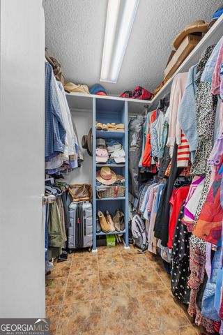 1909 Azalea Drive, Valdosta, GA 31602