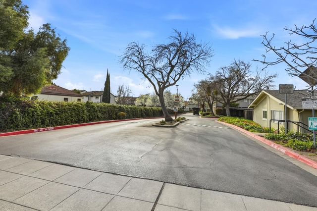 122 Poppy Court, Milpitas, CA 95035