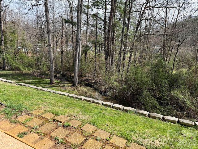 703 Olde Covington Way, Arden, NC 28704
