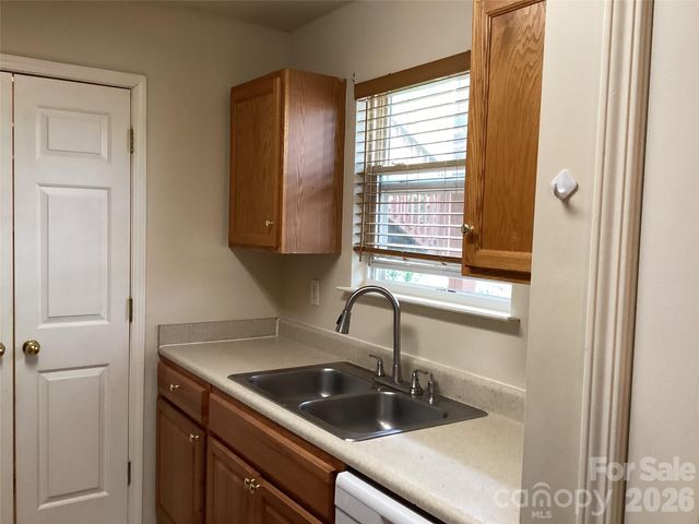 703 Olde Covington Way, Arden, NC 28704