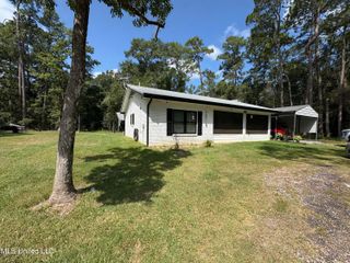 9434 Maywood Road, Moss Point, MS 39562