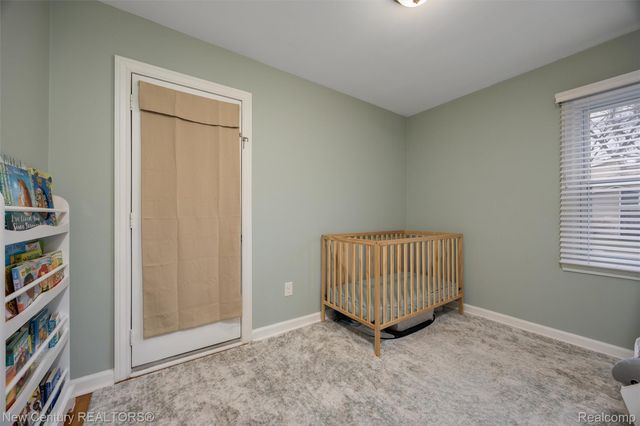 609 E Baker Avenue, Clawson, MI 48017