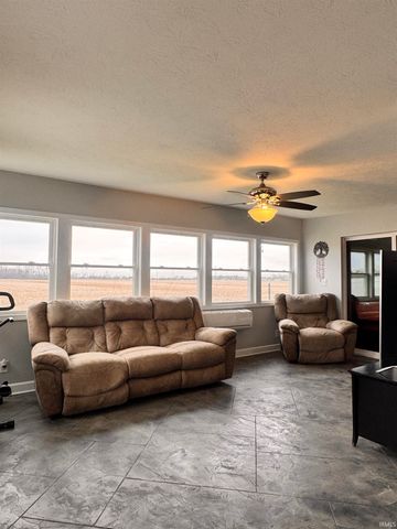8901 N STATE ROAD 3, Muncie, IN 47303