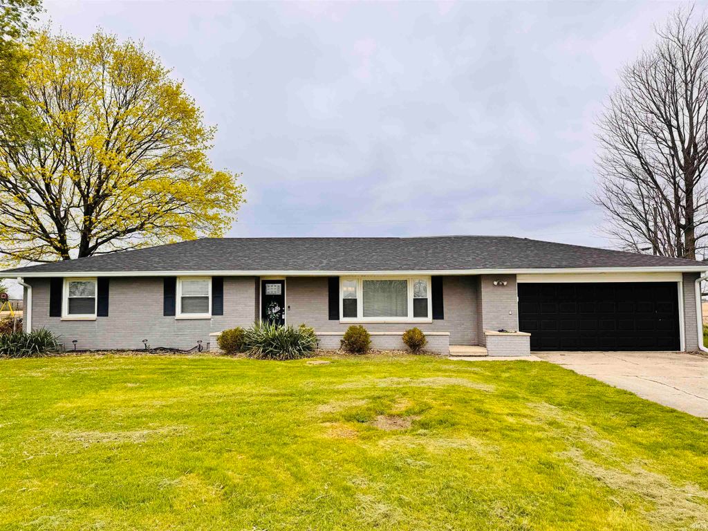 8901 N STATE ROAD 3, Muncie, IN 47303