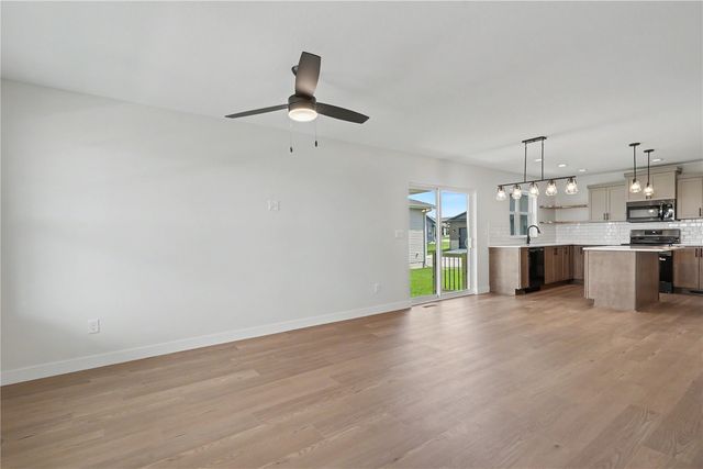 2621 Bluegrass Street, Marion, IA 52302