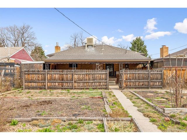 2233 Kenton St, Aurora, CO 80010