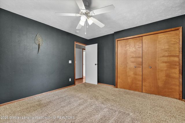 1712 Roselawn Avenue, Lansing, MI 48915