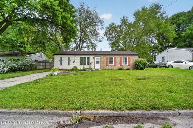 1712 Roselawn Avenue, Lansing, MI 48915
