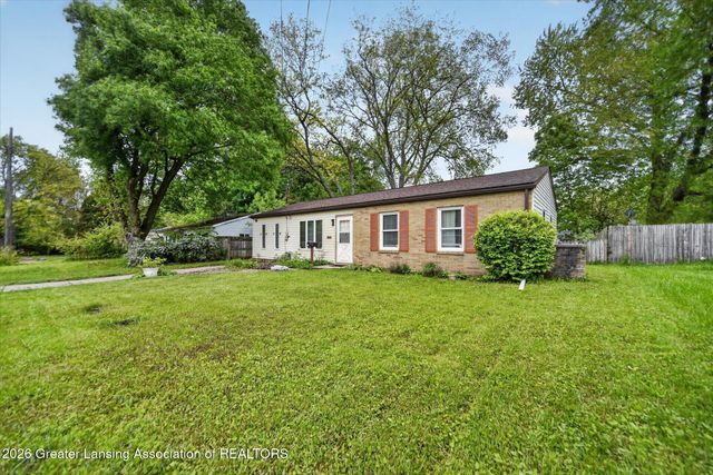 1712 Roselawn Avenue, Lansing, MI 48915