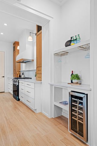 333 N Moore Street, Dallas, TX 75203