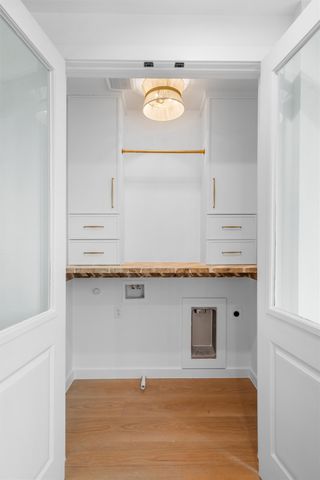 333 N Moore Street, Dallas, TX 75203
