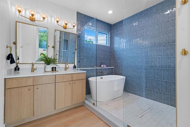 333 N Moore Street, Dallas, TX 75203