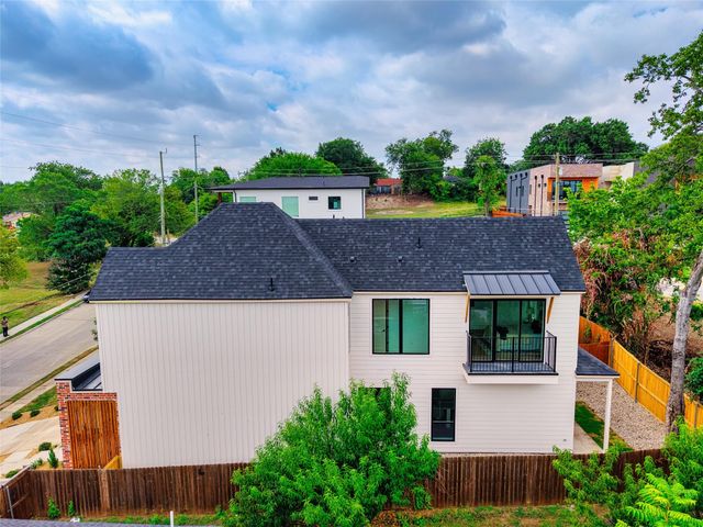 333 N Moore Street, Dallas, TX 75203