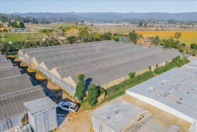 371 Calabasas Road, Watsonville, CA 95076