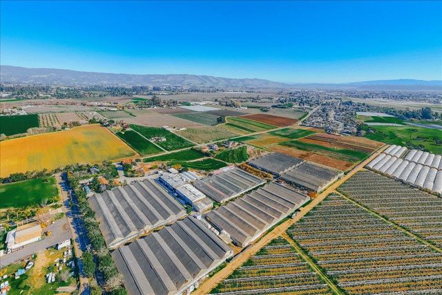 371 Calabasas Road, Watsonville, CA 95076