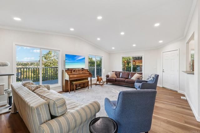 8735 Almond Road, Lakeside, CA 92040