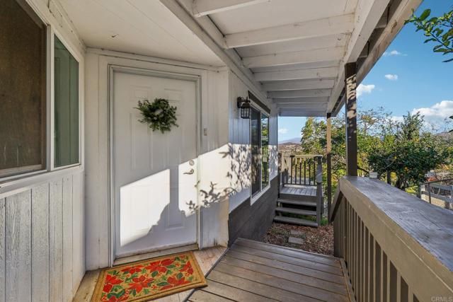 8735 Almond Road, Lakeside, CA 92040