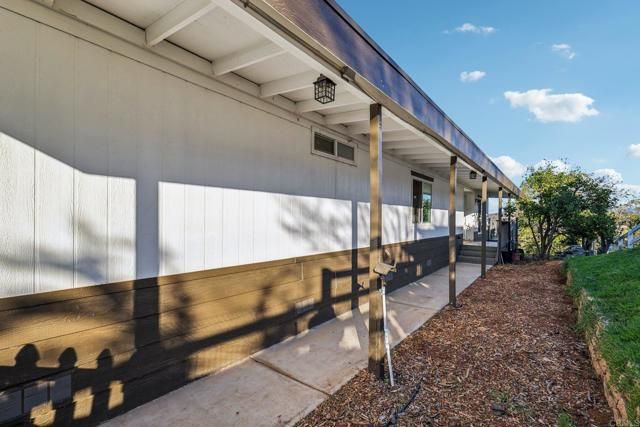 8735 Almond Road, Lakeside, CA 92040